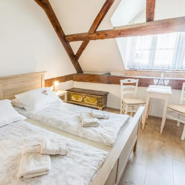 Hiša Linhart, Hotel & Restaurant，位于拉多夫吉卡的酒店