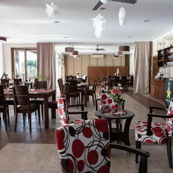 Mlyn Penzion & Wellness, ξενοδοχείο σε Radvaň nad Dunajom