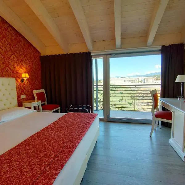Nuova Opera Rooms, hotel em Verona