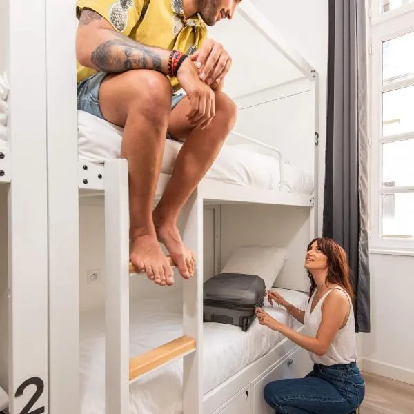 Le Couvent - Hostel, hotel in Carcassonne