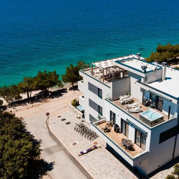 Villa Natura luxury apartments, hotel v destinaci Mandre