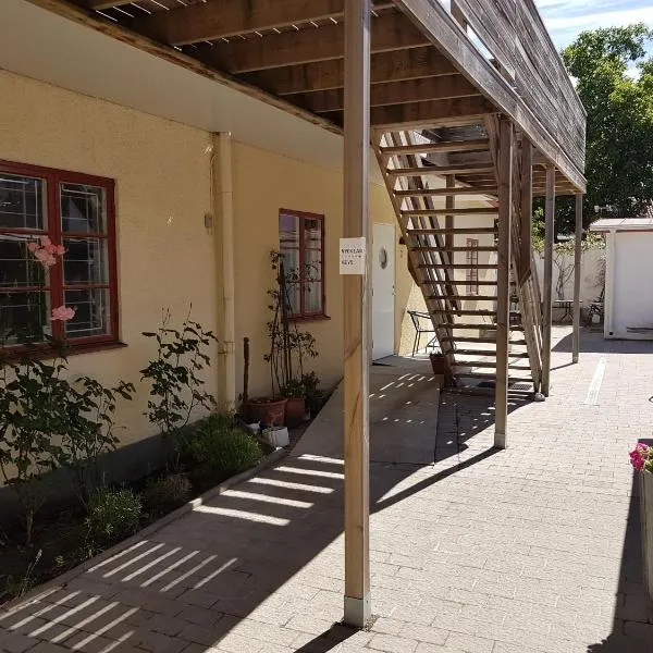 Adelsgatan 36 lägenhetshotell, Gotland Living and Meeting, hôtel à Visby