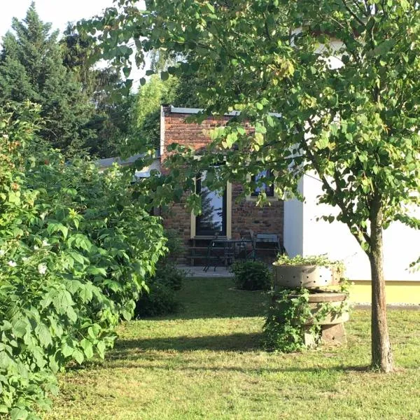 Oase im Südosten Leipzigs - stilvolle & ruhige Apartments - Parkplatz inklusive!, מלון בלייפציג