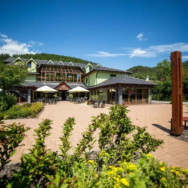 Hotel DARO，位于班斯卡 - 什佳夫尼察的酒店
