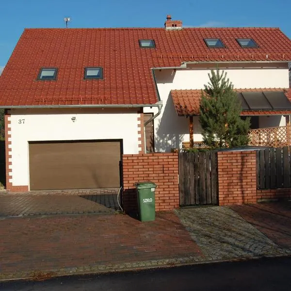 Tenis Pod Sosnami, hotel in Osieczów