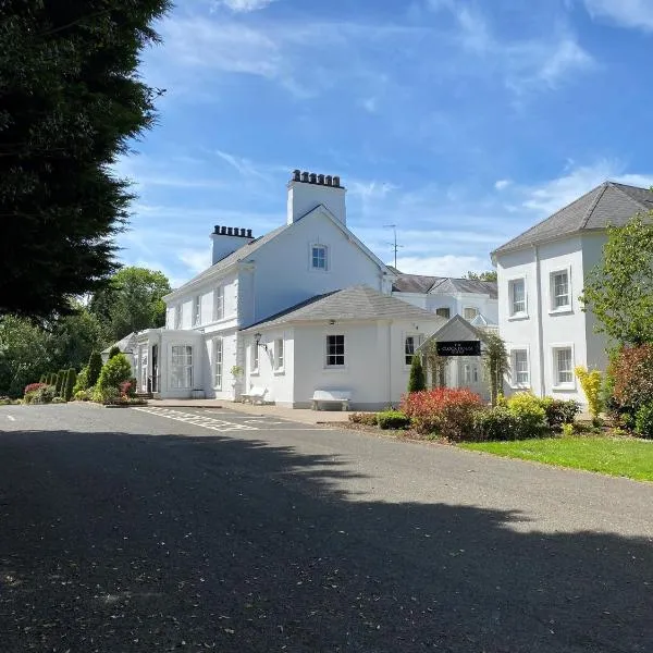 Leighinmohr House Hotel โรงแรมในแบลลีมีนา