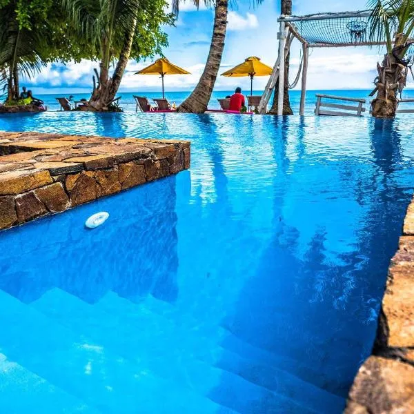 Hotel ECOLODGE LE RAVORAHA, ξενοδοχείο στο Sainte Marie