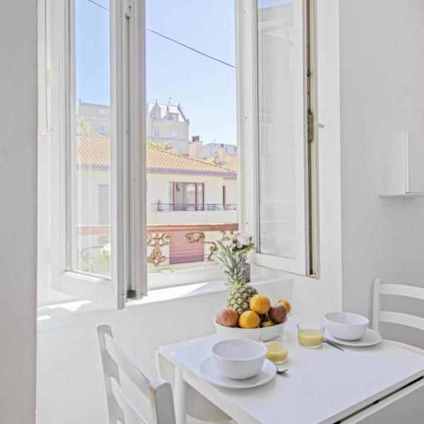 Bright studio near Port Vieux beach in Biarritz - Welkeys