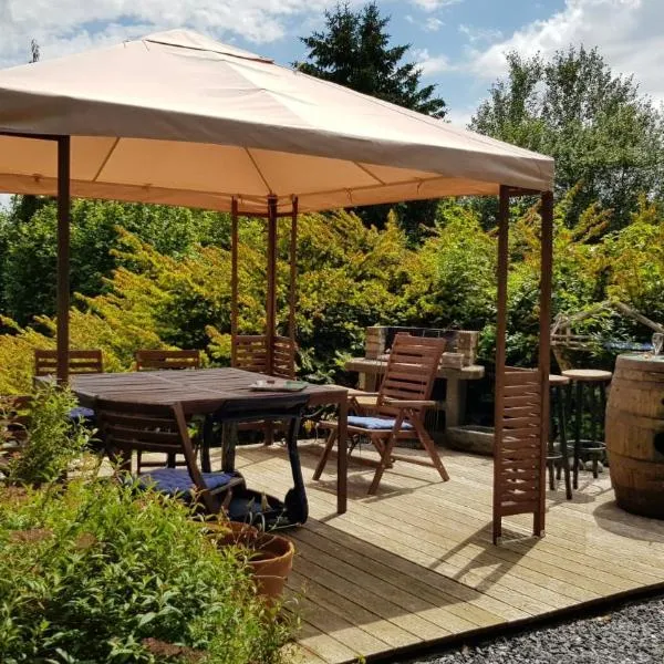 Les Glycines, hotel i Gouvy