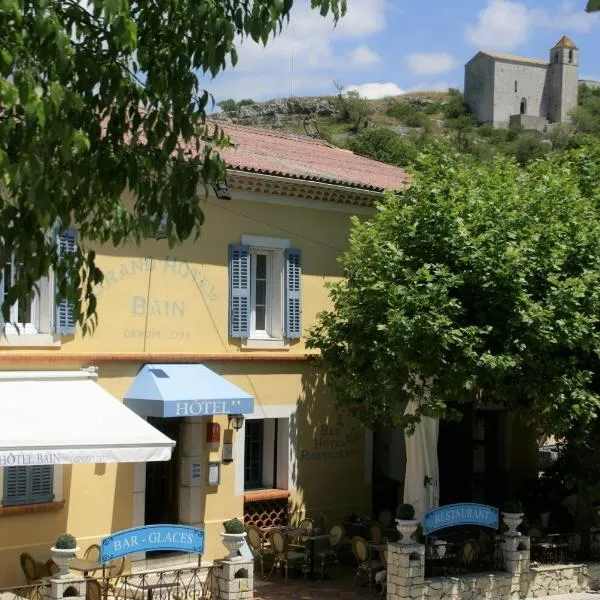 Logis Grand Hotel Bain, готель у місті Comps-sur-Artuby