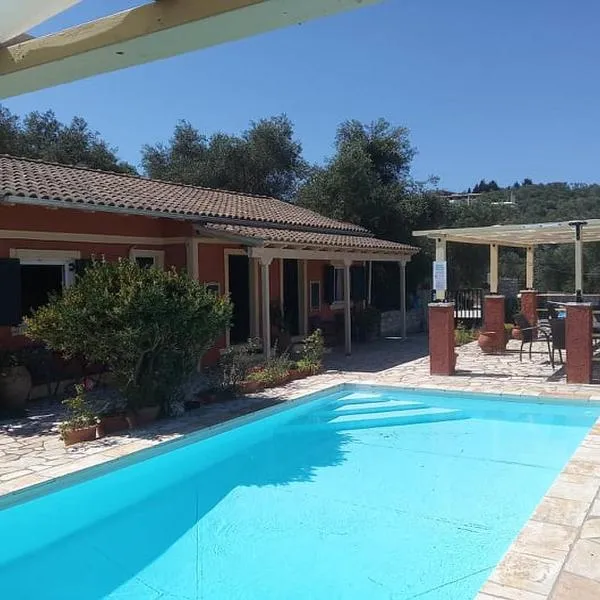 Paxos Bonzai Studios, ξενοδοχείο στον Γάιο