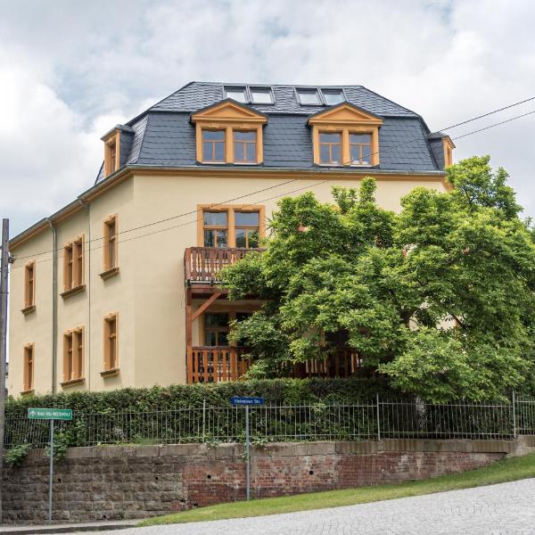 Domizil Adler, Dresda