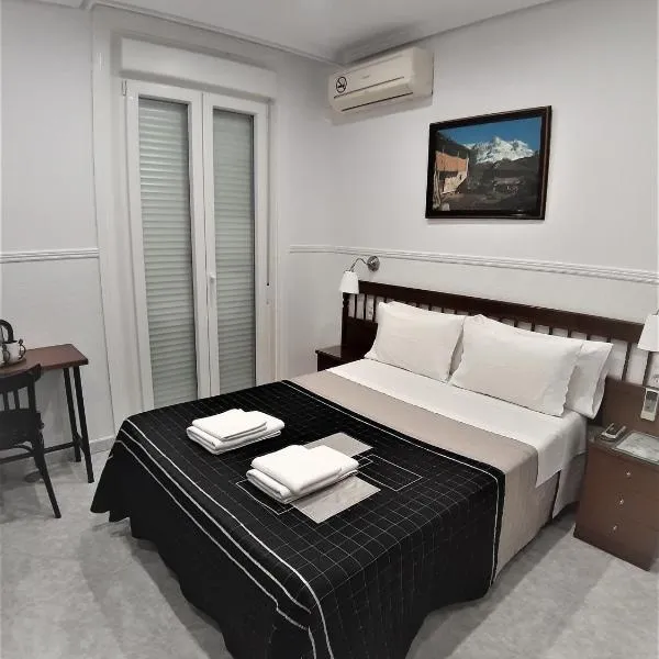 Hostal Dulcinea, hotel in Madrid