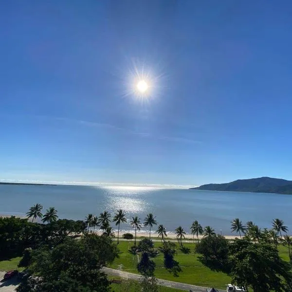 Acacia Court Hotel, hotel in Cairns