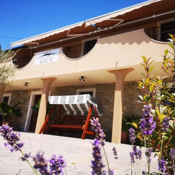 Apartments Gea, hotel a Lucija