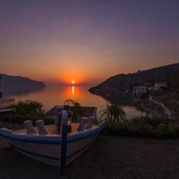 Niriides Hotel Apartments, hotel in Symi