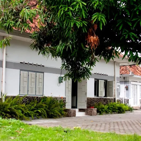 Ndalem Mantrigawen, hotel in Yogyakarta