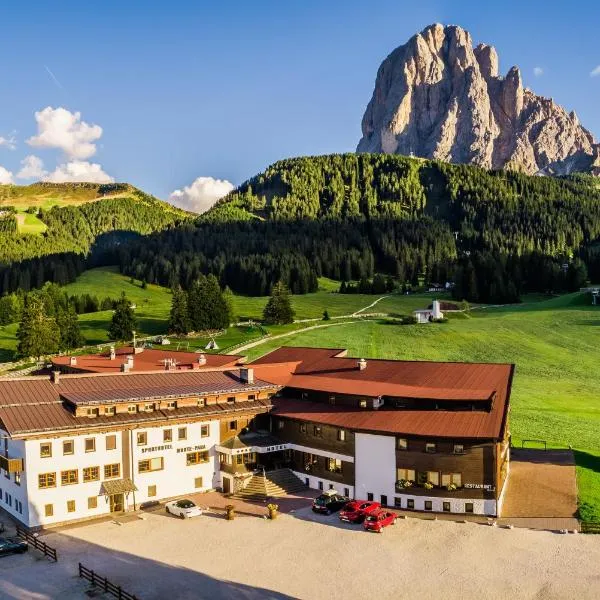 Monte Pana Dolomites Hotel, hotel in Santa Cristina in Val Gardena