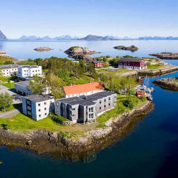 Lofoten sommerhotell og vandrerhjem, Hotel in Kabelvåg