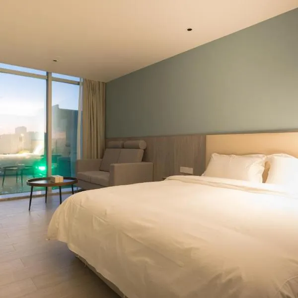 Beijing Saga Hotel, hotel v Pekingu