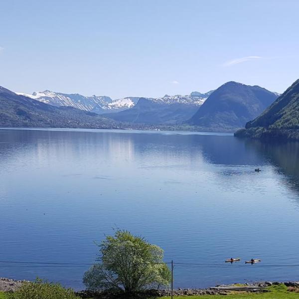 Irenegarden - Fjord view holiday home