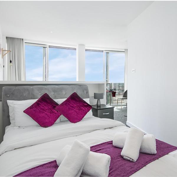Rotunda City View Apartments Bullring Birmingham City Centre, Birmingham