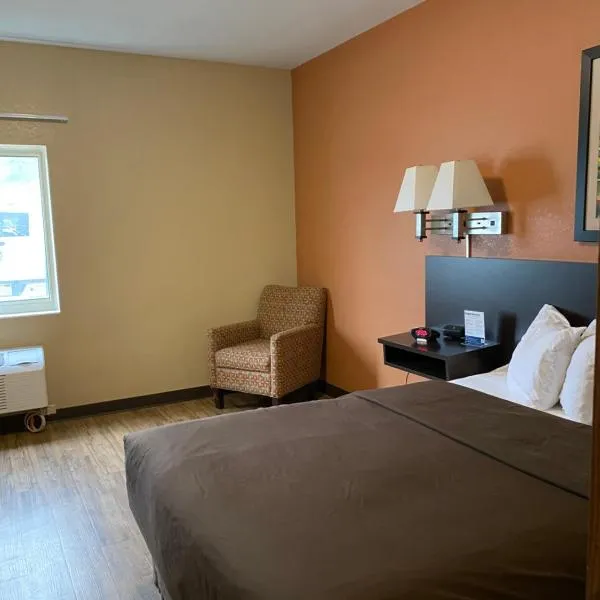 Suburban Studios Washington, PA, hotel in Washington