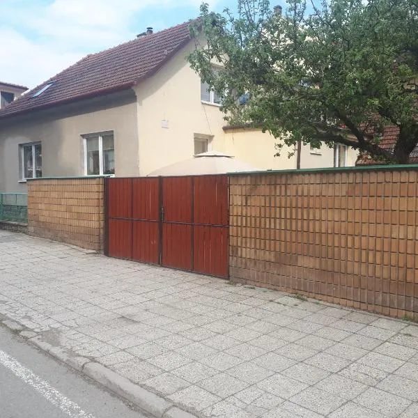 Apartmán Křtiny, hotel a Křtiny