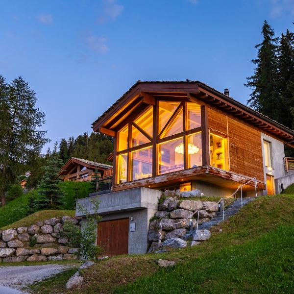 Luxury Spa Chalet with Jacuzzi and Sauna