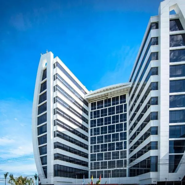 Wyndham Manta Sail Plaza Hotel and Convention Center, hótel í Manta