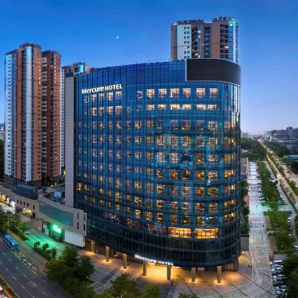 Mercure Shenzhen Longgang, hotel in Shenzhen