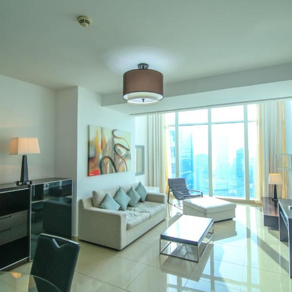 Lux BnB Laguna Tower Penthouse JLT