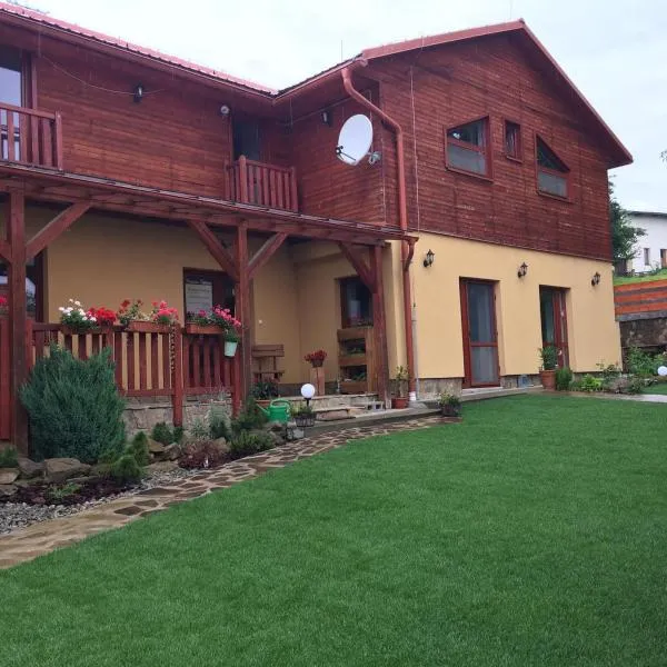 Penzión Čergov, hotel in Hervartov