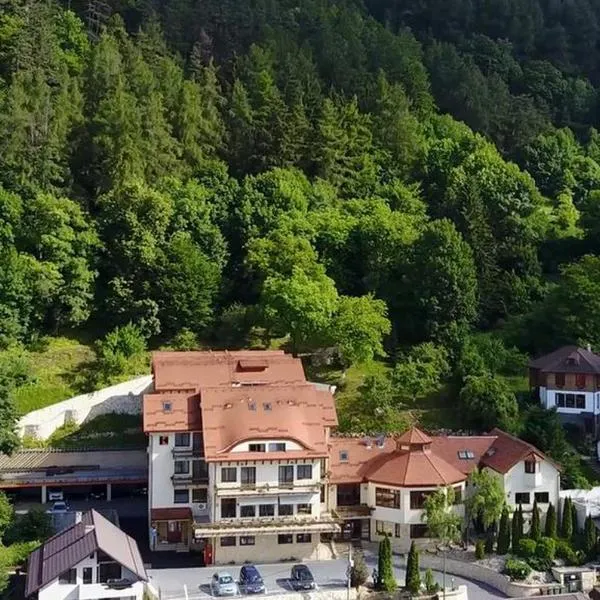 Hotel Kolping, hotel in Braşov