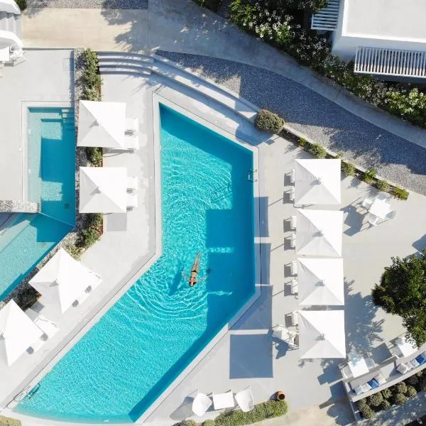 Relux Ios Hotel، فندق في إيوس خورا