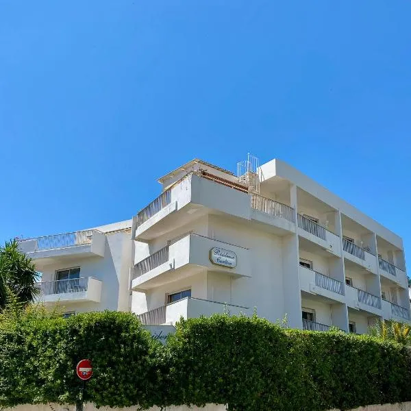 Résidence Carlton - Rénovée avec Piscine, hotel v destinaci Beaulieu-sur-Mer