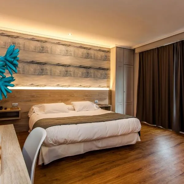 Hospedium Hotel La Marina Costa da Morte, hotel a Cee