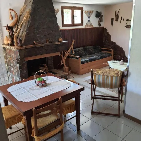 Dwelling Zara, hotel in Solèminis