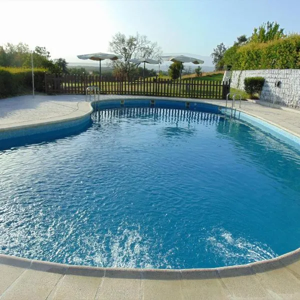 Hospedium Hotel Valles de Gredos Golf, מלון בTalayuela