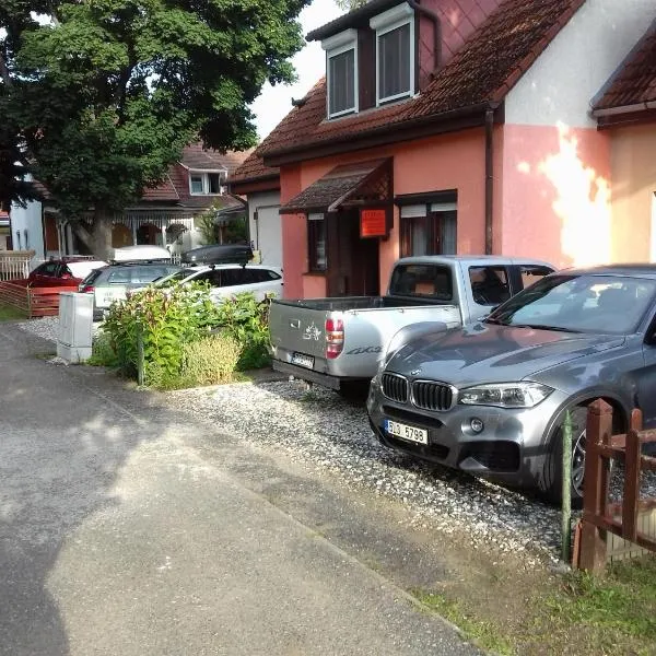 Petra Vendégház, hotel v Buku
