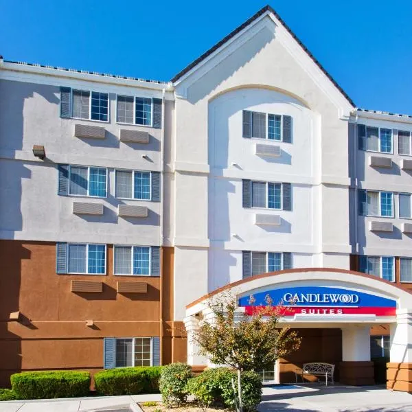Candlewood Suites Medford by IHG, hotel in Medford