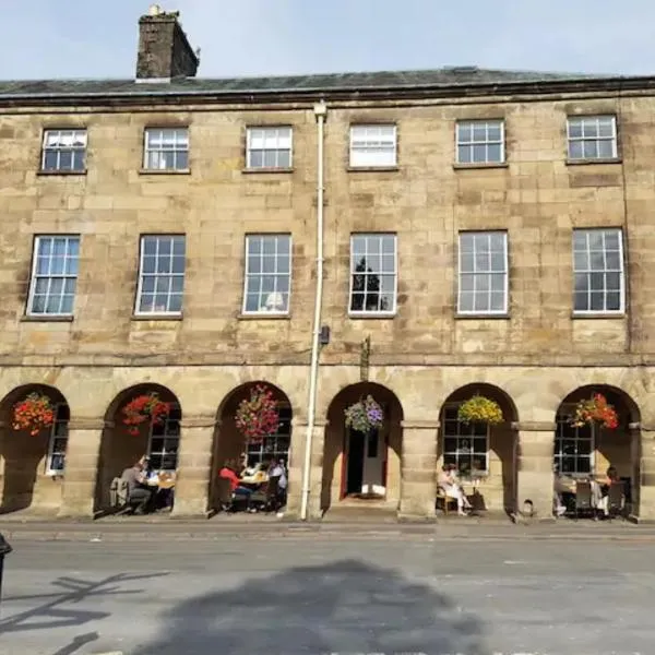 No 6 The Square Tearooms & Accommodation, hotel v destinaci Buxton