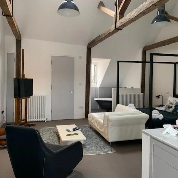 Montys Accommodation, hotel v destinaci Lewes