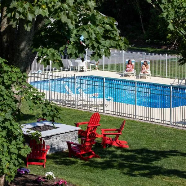 Sesuit Harbor House, hôtel à East Dennis