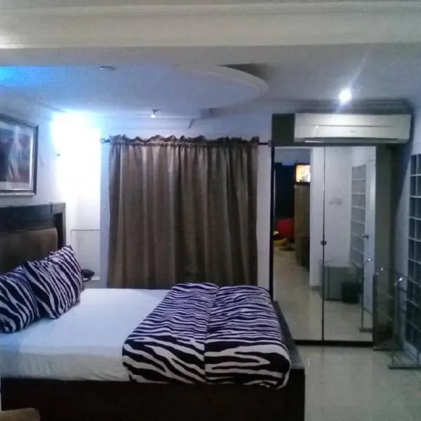 TheoDawn Hotels @ Suite 29, hotel a Ikeja