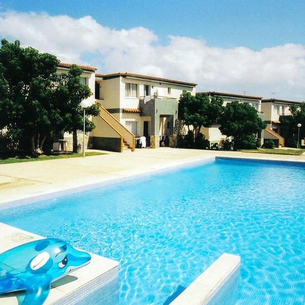 TRANQUILO APARTAMENTO con preciosa cala en la puerta