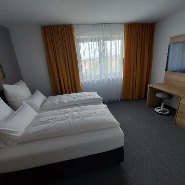 Ferienwohnung Nikolena, hotel in Pirmasens