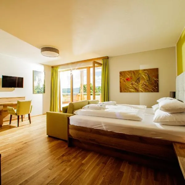 Der Almblick, hotel in Strallegg