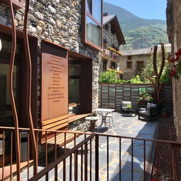 Hotel Boutique La Neu, hotel u gradu 'Benasque'