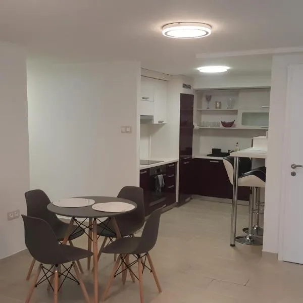 Orhidea Szuterén Apartman, hotell sihtkohas Győr